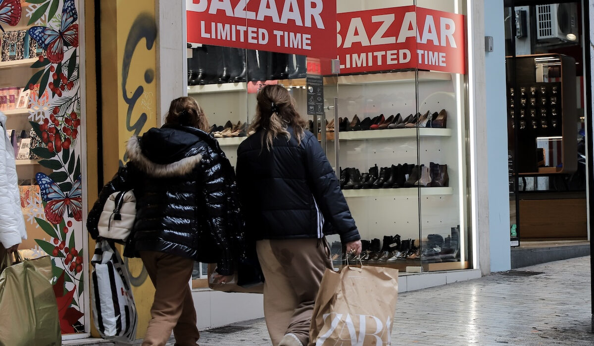 Κυριακή με ανοιχτά μαγαζιά: Αλλάζουν όλα – Οι τελικές αποφάσεις