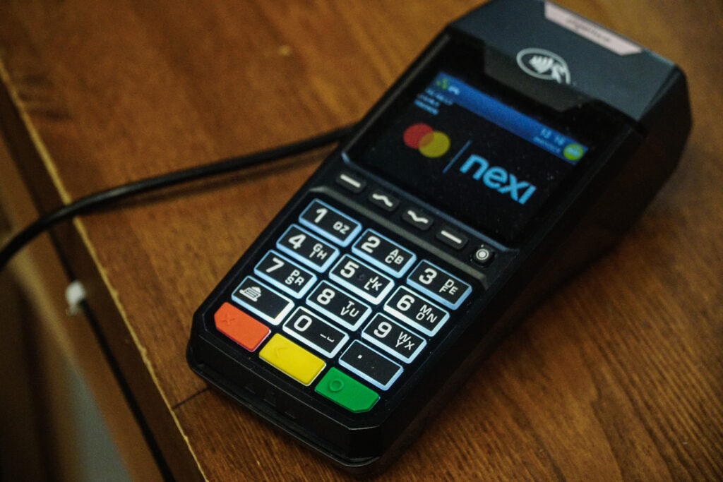 Δεν θα υπάρξει άλλη παράταση για διασύνδεση POS – ταμειακών μηχανών