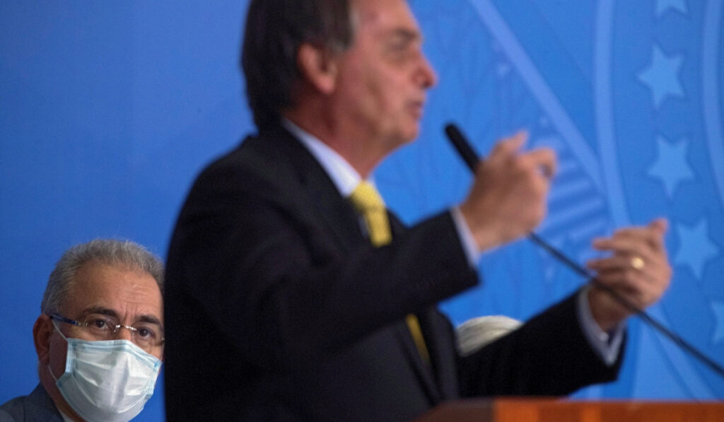 Κορονοϊός: Θετικός ο υπ. Υγείας της Βραζιλίας, σε καραντίνα ο Μπολσονάρου