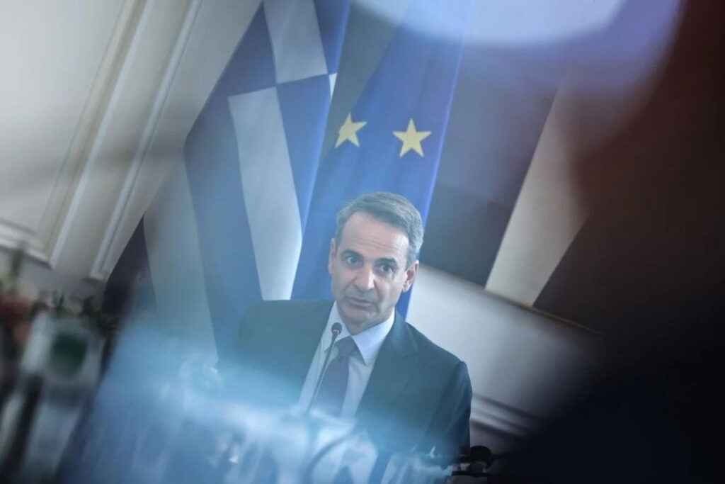 Εξεταστική από το 2012: Ο Μητσοτάκης «βάζει στο κάδρο» και Σαμαρά-Βενιζέλο;