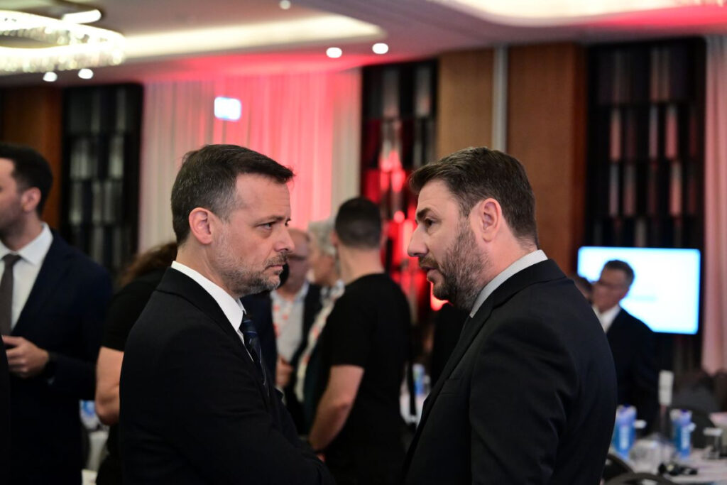 ΠΑΣΟΚ: Η ηγετική κίνηση Ανδρουλάκη και η δυσάρεστη έκπληξη Δούκα – Συνεδριάζει σήμερα το Πολιτικό Κέντρο