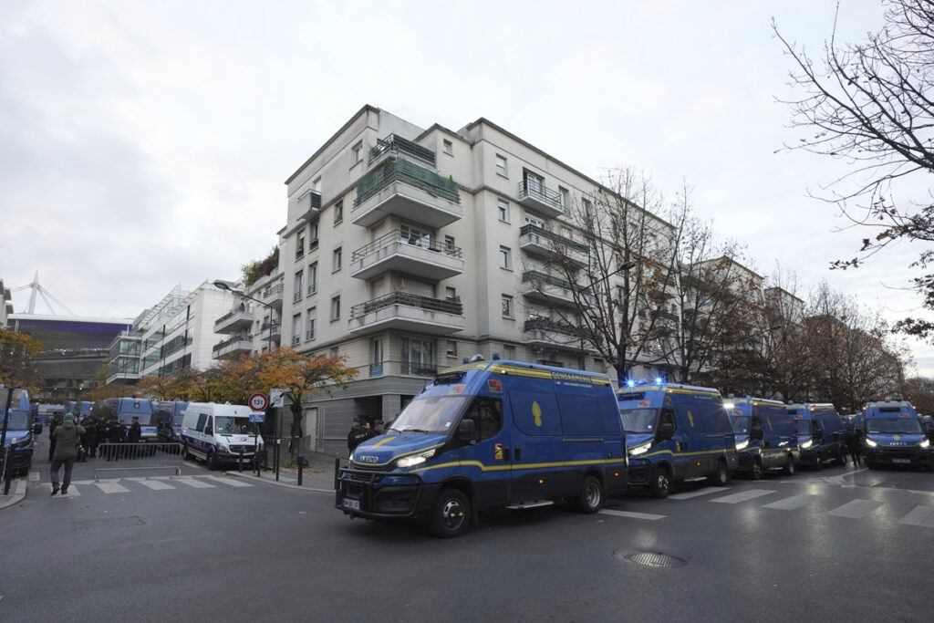 Μακελειό στη Γαλλία: Πέντε νεκροί από πυροβολισμούς σε καταυλισμό προσφύγων