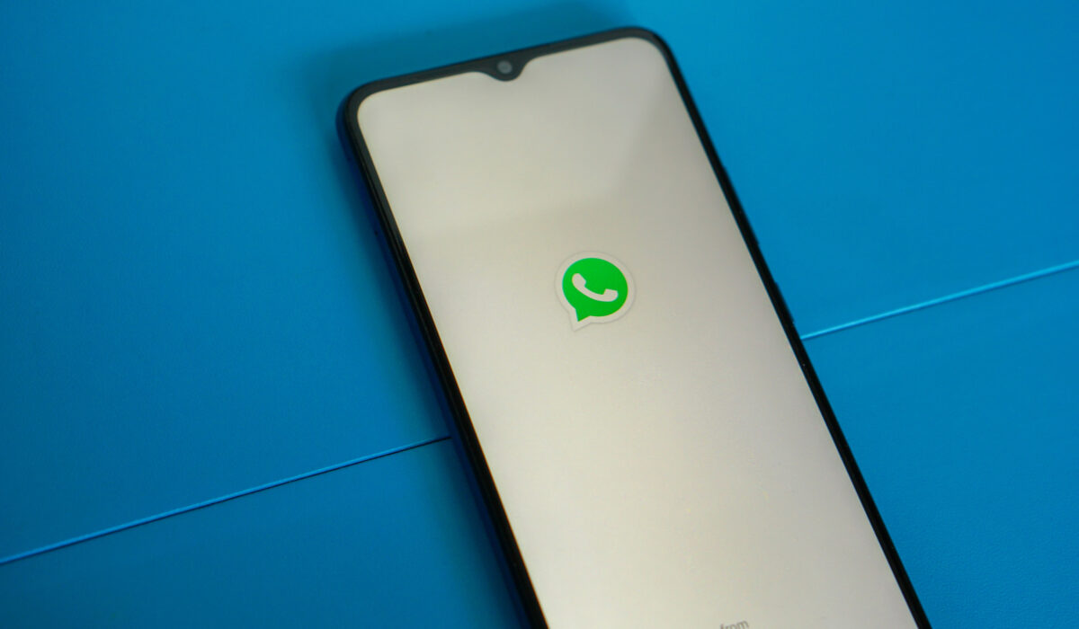 WhatsApp: Χάκερ πουλά αριθμούς τηλεφώνου 500 εκατ. χρηστών – Χιλιάδες από Ελλάδα