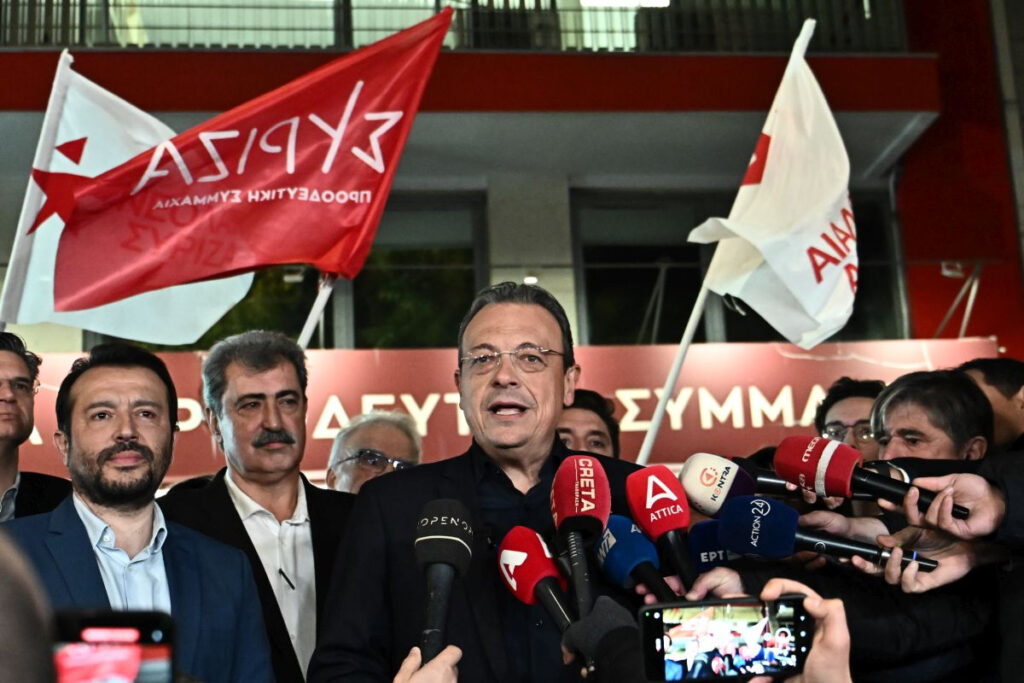 Ισορροπίες και «μοιρασιές» στην Κουμουνδούρου