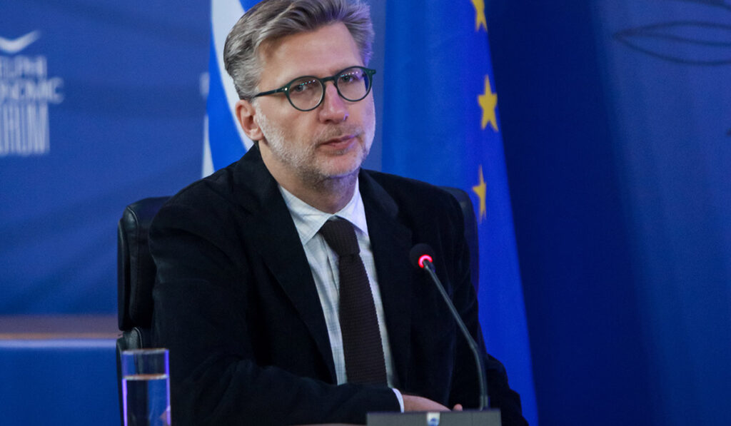Σκέρτσος: Η αλήθεια των αριθμών της πανδημίας και των εμβολιασμών
