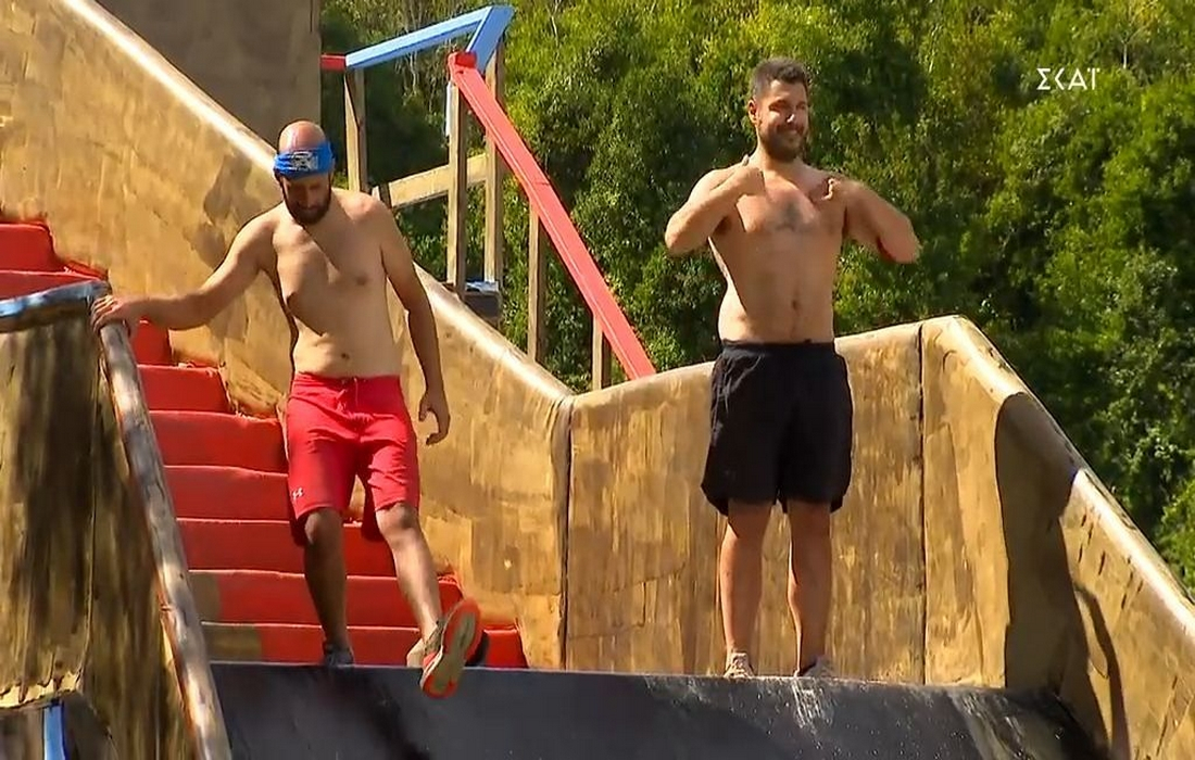 Survivor 2022: O Λάμπρος Κωνσταντάρας μιμήθηκε το ζέσταμα του παππού του