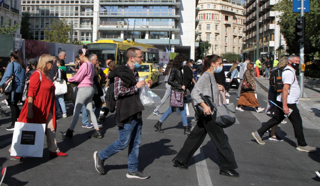 Πού εντοπίστηκαν τα 7.317 κρούσματα, όλες οι περιοχές: 1.871 στην Αττική, 1.242 στη Θεσσαλονίκη