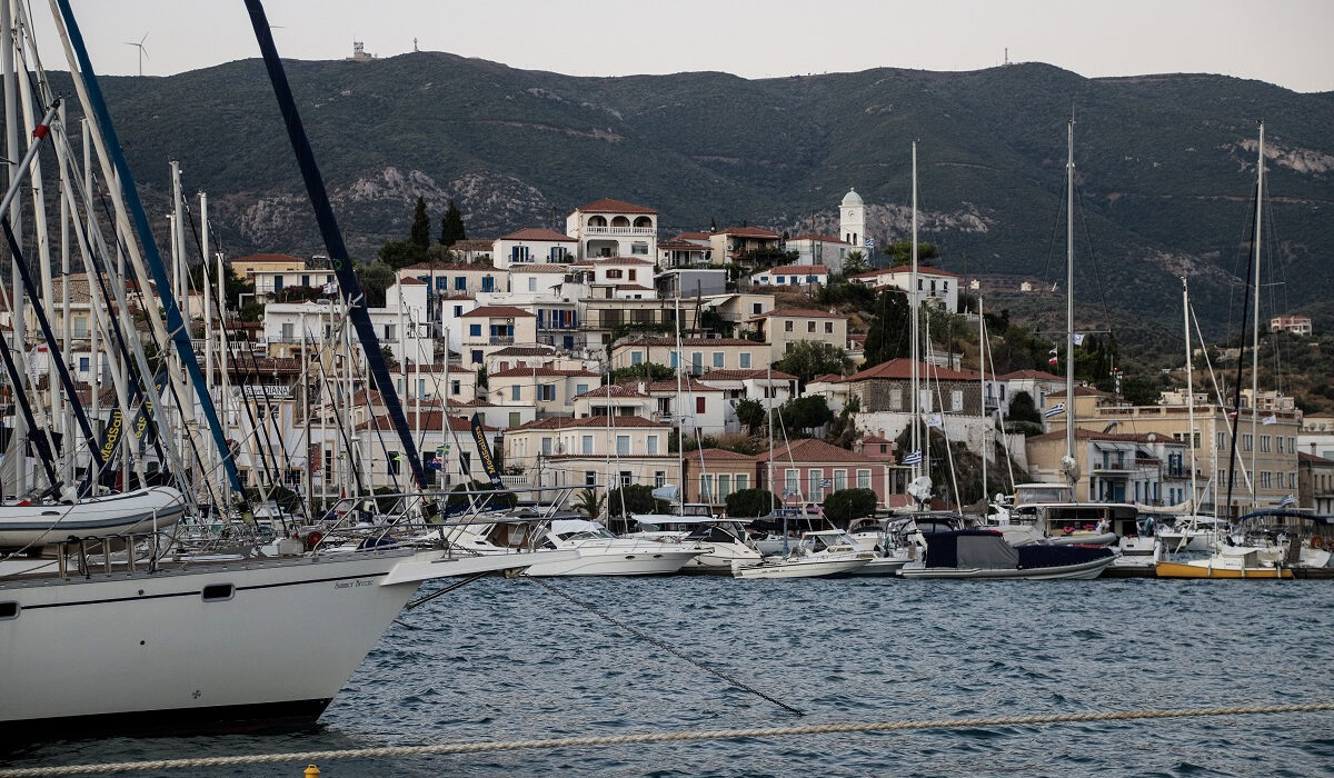 Πόρος: Ανακρίνονται από την ΕΥΠ οι Τούρκοι που συνελήφθησαν για κατασκοπεία – Πώς εντοπίστηκαν