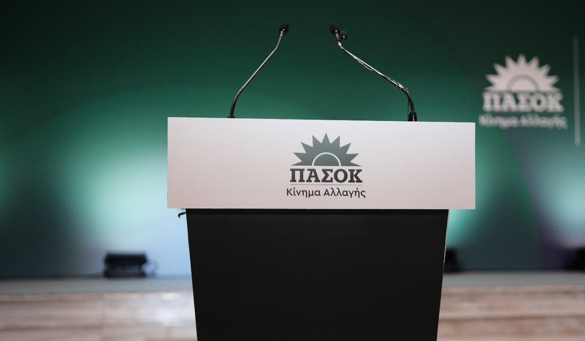 ΠΑΣΟΚ σε Κασσελάκη: Η προσφορά του Σημίτη αναγνωρίζεται από τους ορκισμένους ιδεολογικούς του αντιπάλους