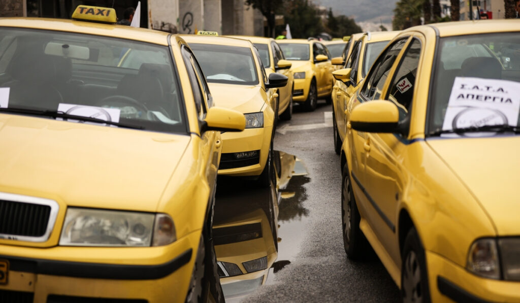 Χωρίς ταξί τη Δευτέρα 9/9 η Αθήνα – 24ωρη απεργία του ΣΑΤΑ