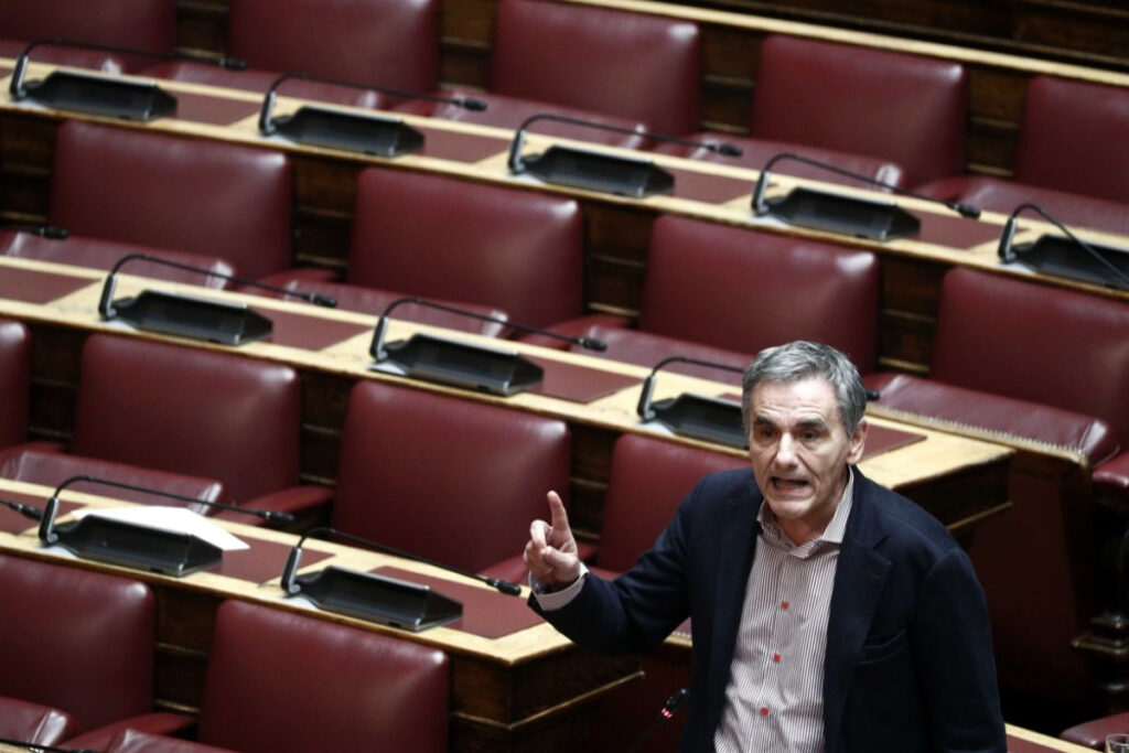 Η χειμερινή σύνοδος των… διαπραγματευτών – Τετάρτη η παρουσίαση του βιβλίου του Τσακαλώτου