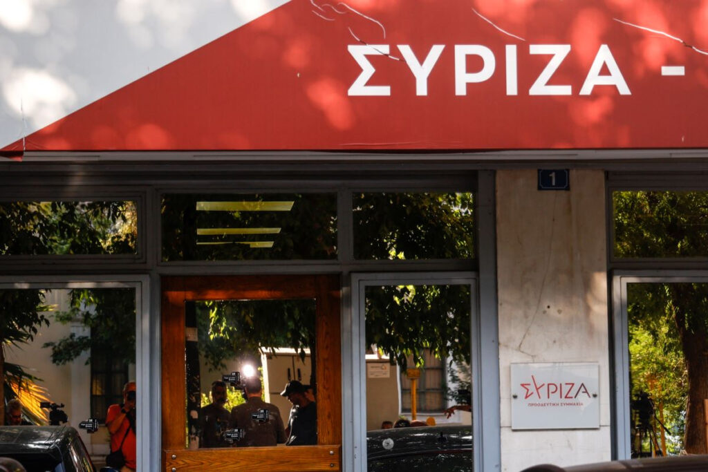 Μία Πολιτική Γραμματεία υπό τους ήχους των… τζιτζικιών