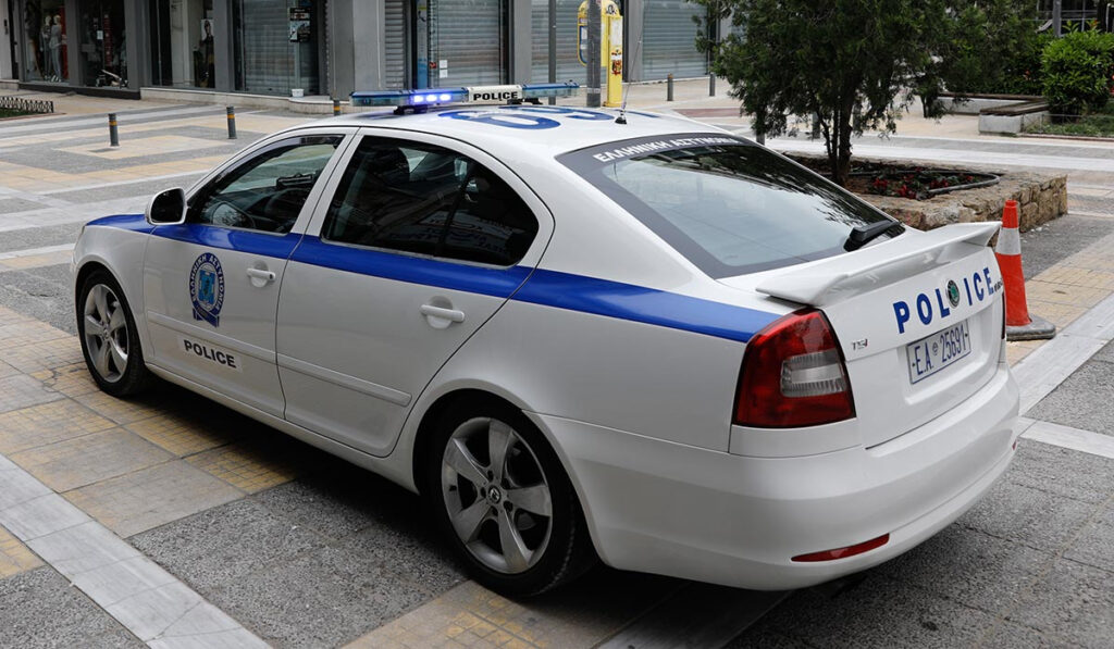 Ηράκλειο: Μεγάλος καυγάς έξω από το Κέντρο Υγείας Μοιρών – 8 συλλήψεις
