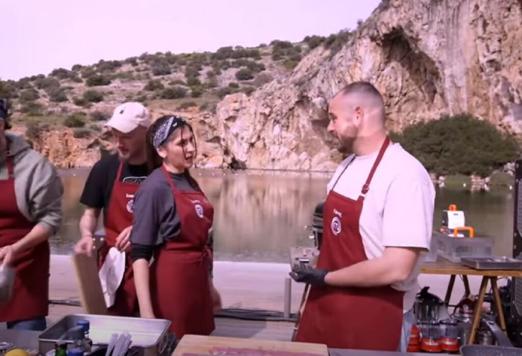 MasterChef 2024 10/4 – Ξέφυγε ο Γιάννης: «Πάρε ένα πόστο μαντάμ κι άσε μας…»