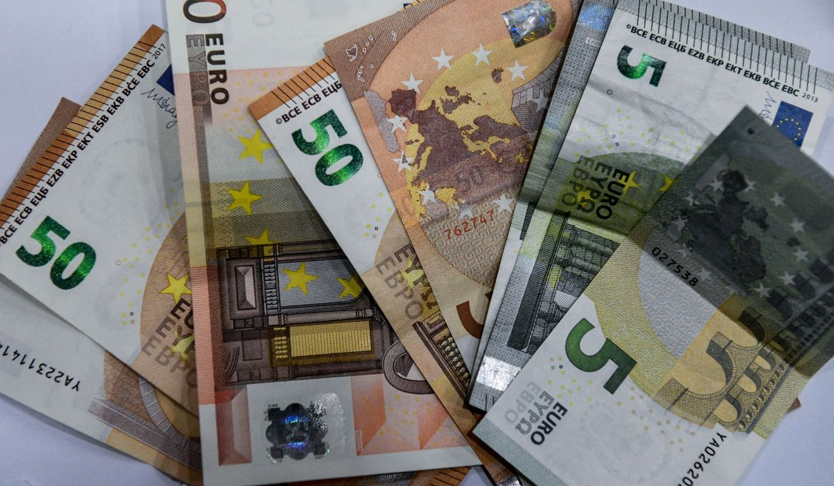 Κατατέθηκε προς ψήφιση το νομοσχέδιο για την αποπληρωμή οφειλών στο Δημόσιο σε 72 και 120 δόσεις