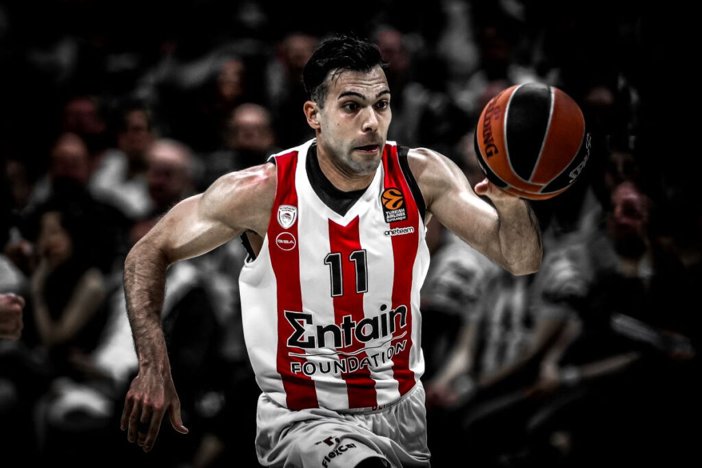 Εuroleague: Το ασύλληπτο buzzer beater του Σλούκα – Νίκη του Ολυμπιακού στην Πόλη