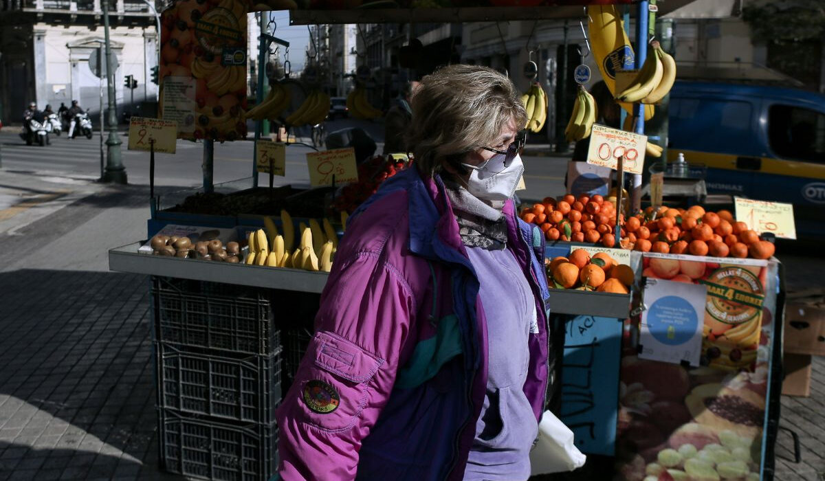 Νέο κύμα ιώσεων προ των πυλών – Πότε θα μπει «στοπ» στην έλλειψη φαρμάκων