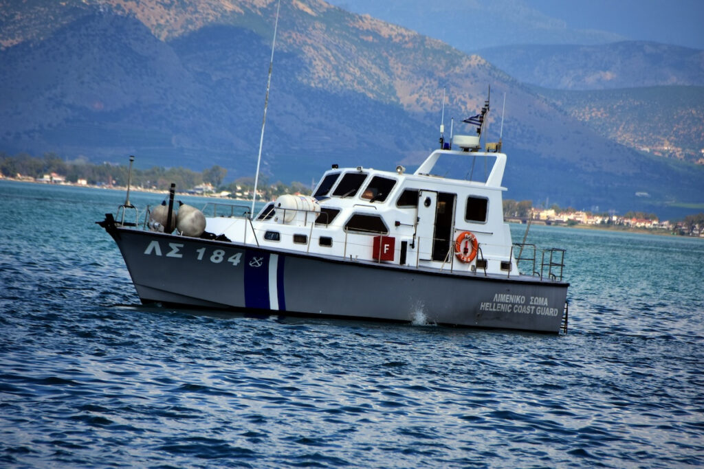 Το Λιμενικό διέσωσε 81 άτομα ανοιχτά της Καλαμάτας