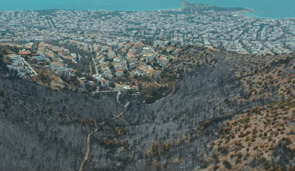 Νέο βίντεο drone από τη φωτιά στη Βούλα – Αποκαρδιωτικές εικόνες