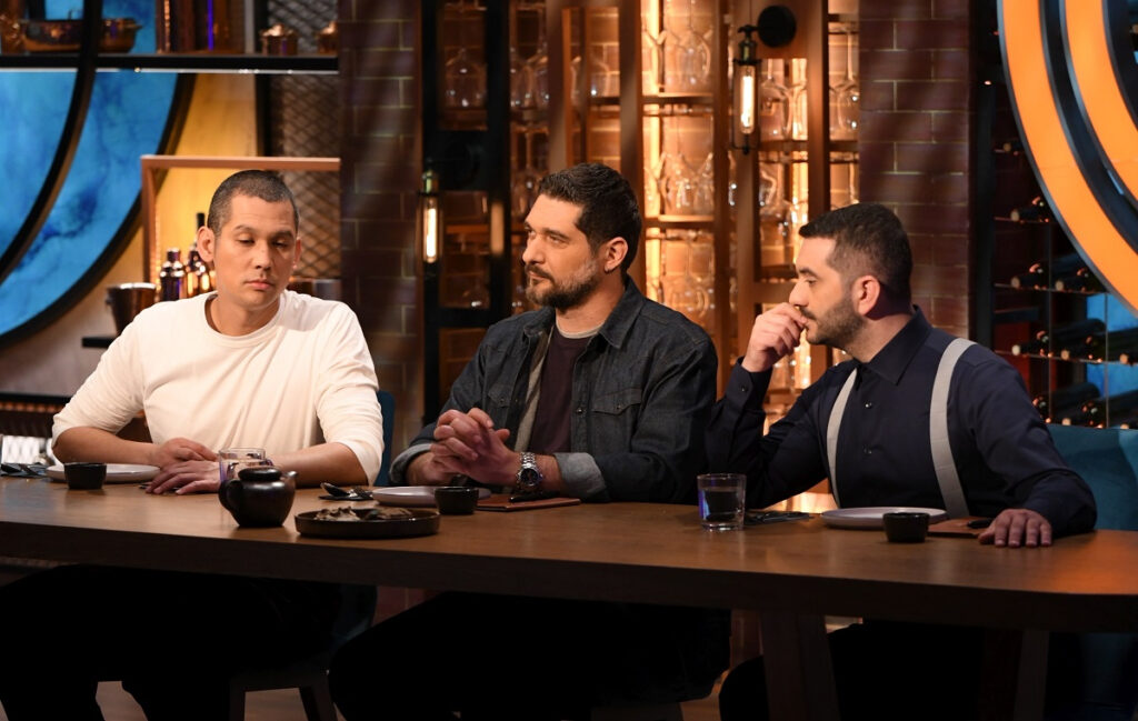 MasterChef 2023 spoiler: Στο βάθος… Μπέλλος – Η ξεκαρδιστική αντίδραση του Ηλία Κιαζόλι