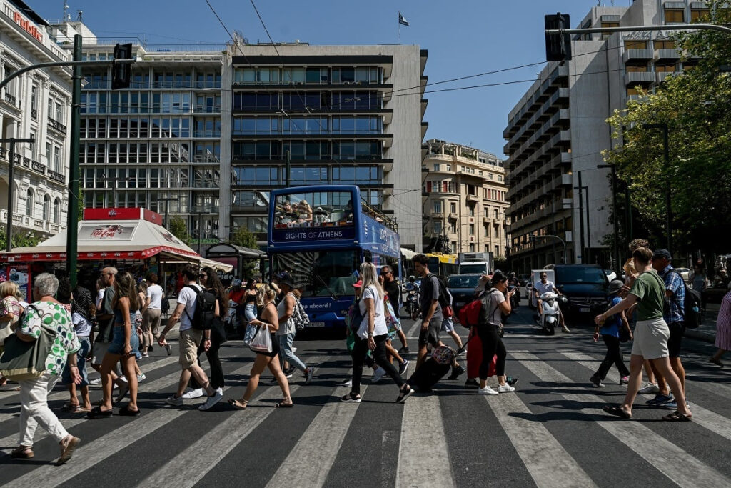 ΕΛΣΤΑΤ: Διπλάσιοι οι θάνατοι από τις γεννήσεις το 2023 – Αυξήθηκαν και τα διαζύγια