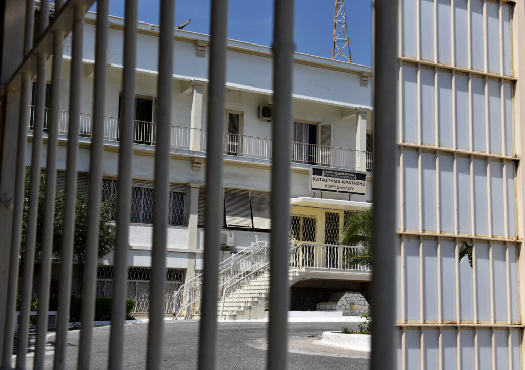 Αίγινα: Πέθανε στις φυλακές Κορυδαλλού ο 36χρονος που βίαζε τη θετή του κόρη
