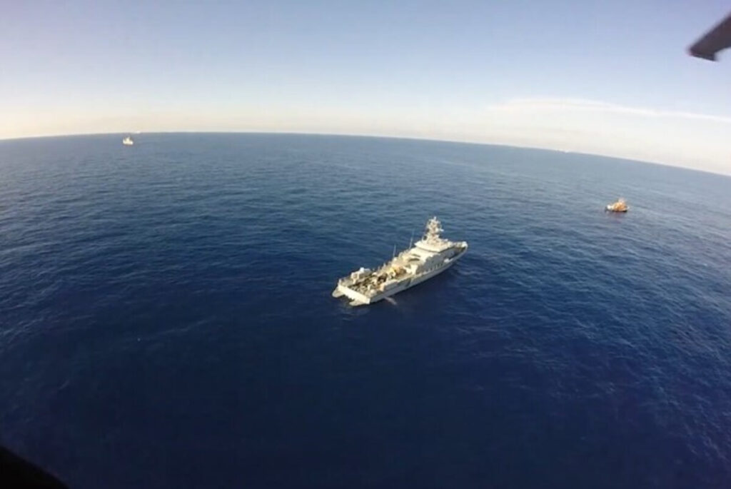Ναυάγιο στην Πύλο: Η επιχείρηση διάσωσης από ψηλά – Δείτε πλάνα του ΓΕΕΘΑ (Βίντεο)