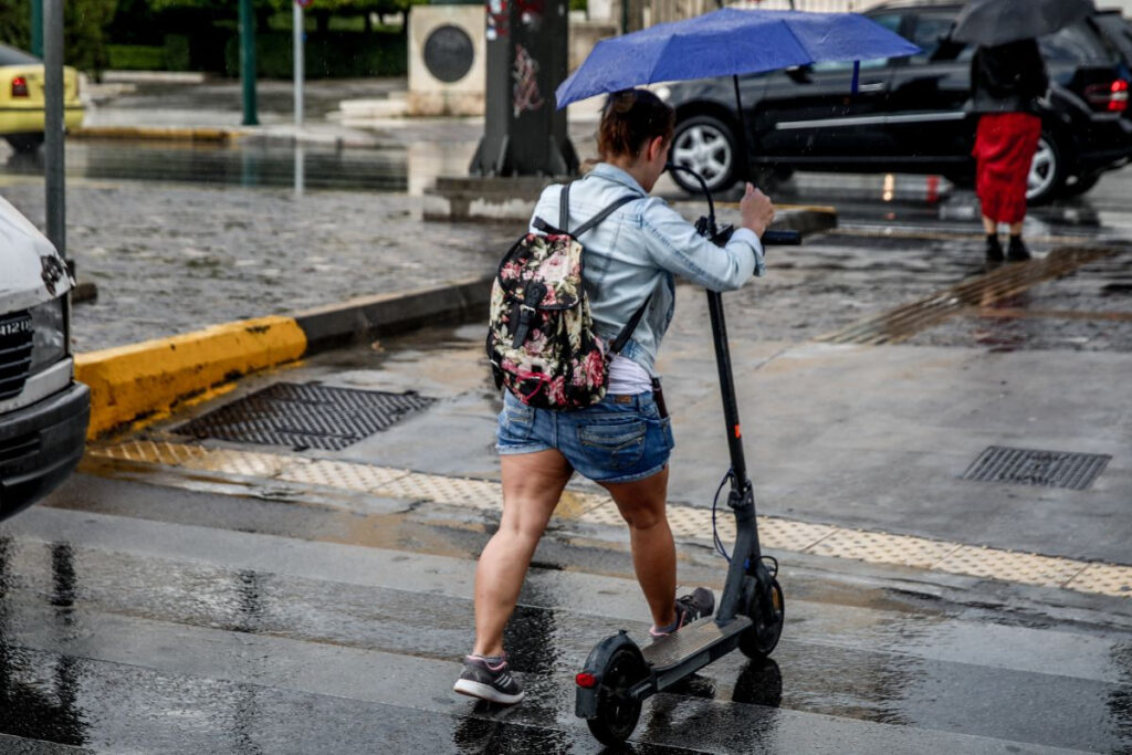 Καλοκαίρι… τέλος – Τετραήμερη κακοκαιρία με καταιγίδες προ των πυλών