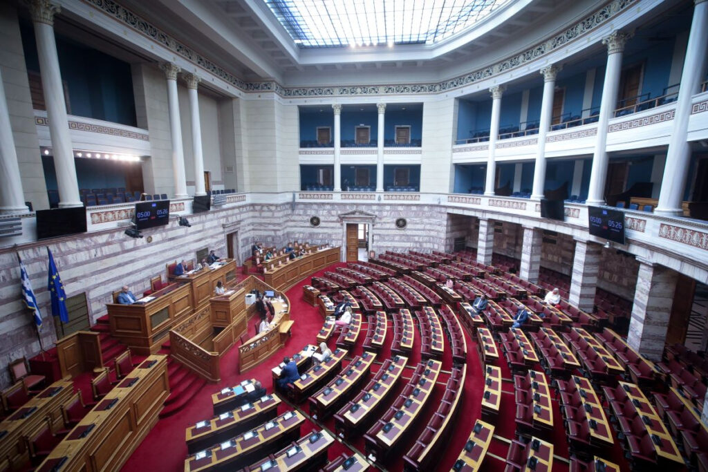 «Γαλάζιος αντιπερισπασμός» στην Επιτροπή Θεσμών για τις υποκλοπές: Καλούν τους διοικητές ΕΥΠ επί Τσίπρα και Σαμαρά