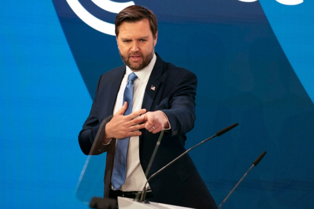 Μαθήματα δημοκρατίας από Βανς στους Ευρωπαίους: Μην φοβάστε τους ψηφοφόρους σας