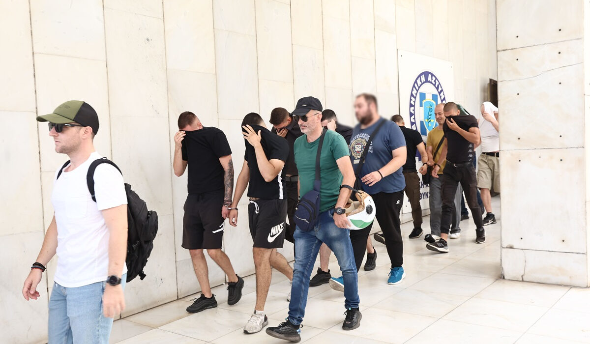 Λ. Αλεξάνδρας: Στον ανακριτή οι 72 από τους 74 συλληφθέντες για το επεισόδιο έξω από το γήπεδο του Παναθηναϊκού