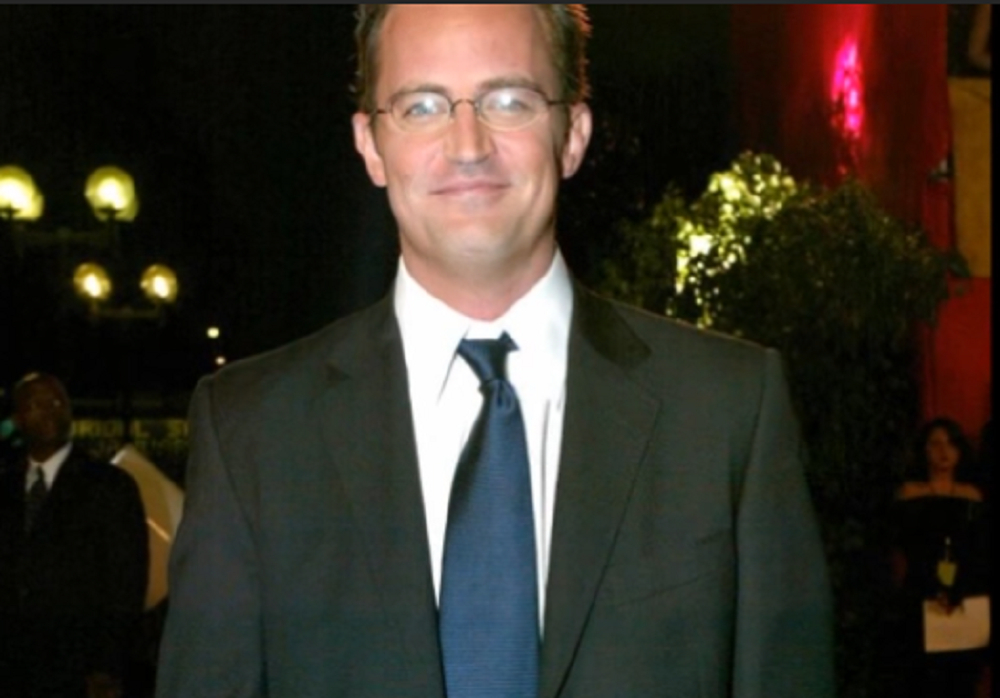 Ο Matthew Perry αρραβωνιάστηκε – Ποια είναι αγαπημένη του
