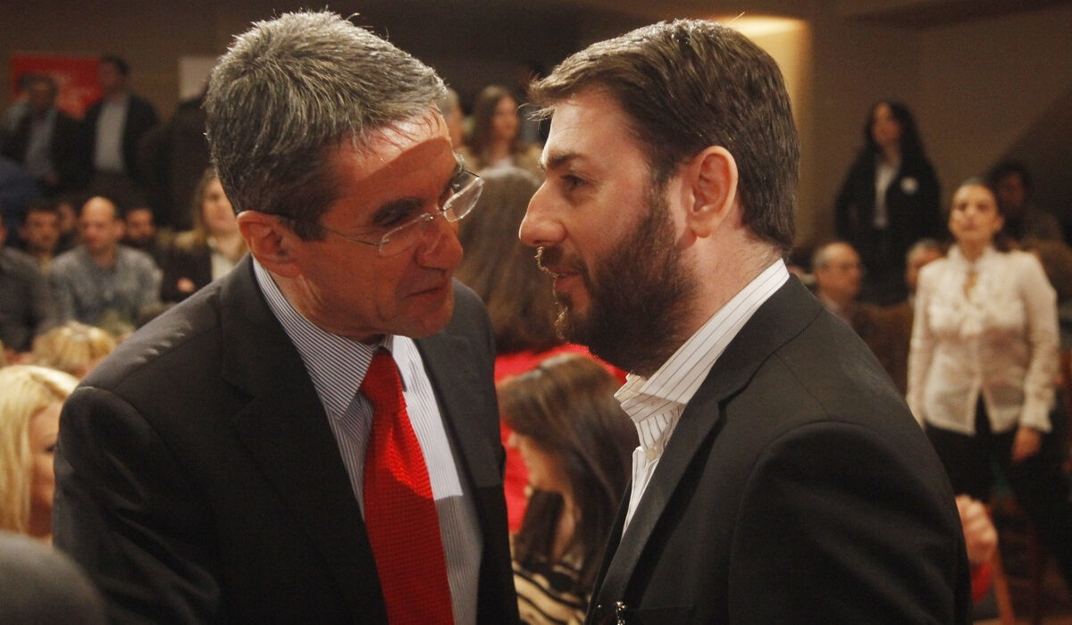 «Σφήνα» Λοβέρδου σε Ανδρουλάκη