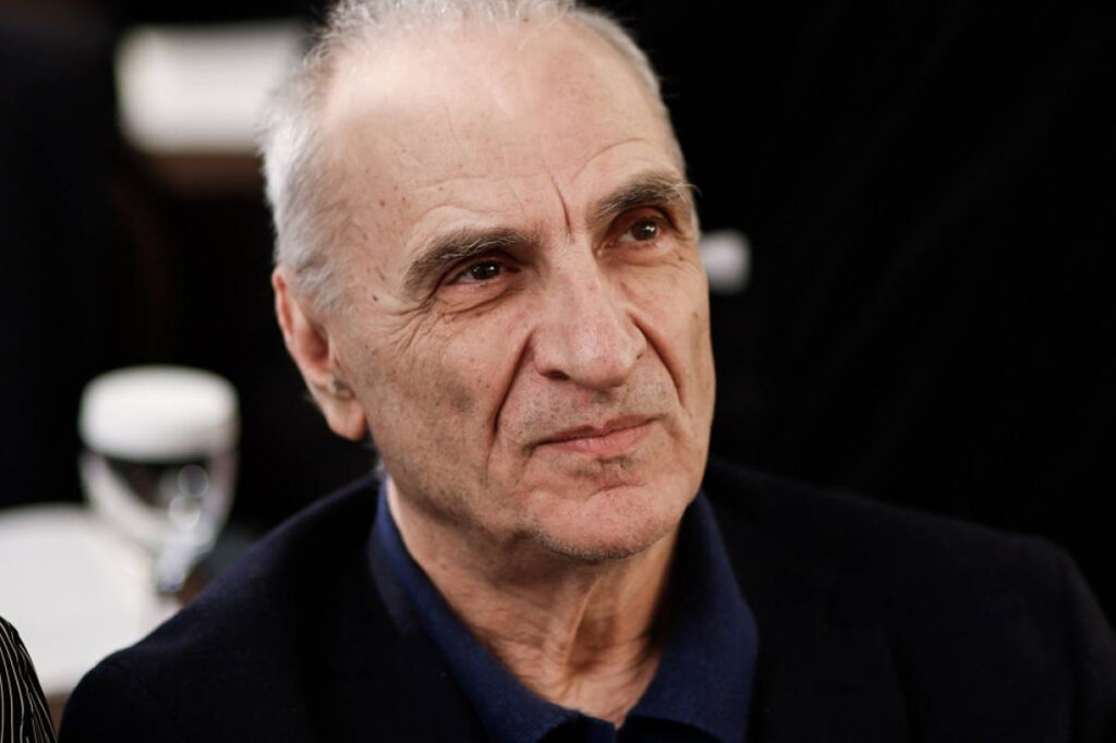 Γιώργος Βαρεμένος: Η νέο-μητσοτακική δυστοπία και το ιστορικό καθήκον της αντιπολίτευσης