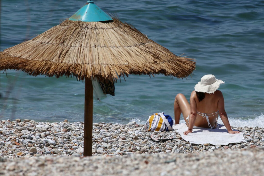 Αποτελέσματα Τουρισμός για Όλους: Ποιοι και πότε παίρνουν το voucher