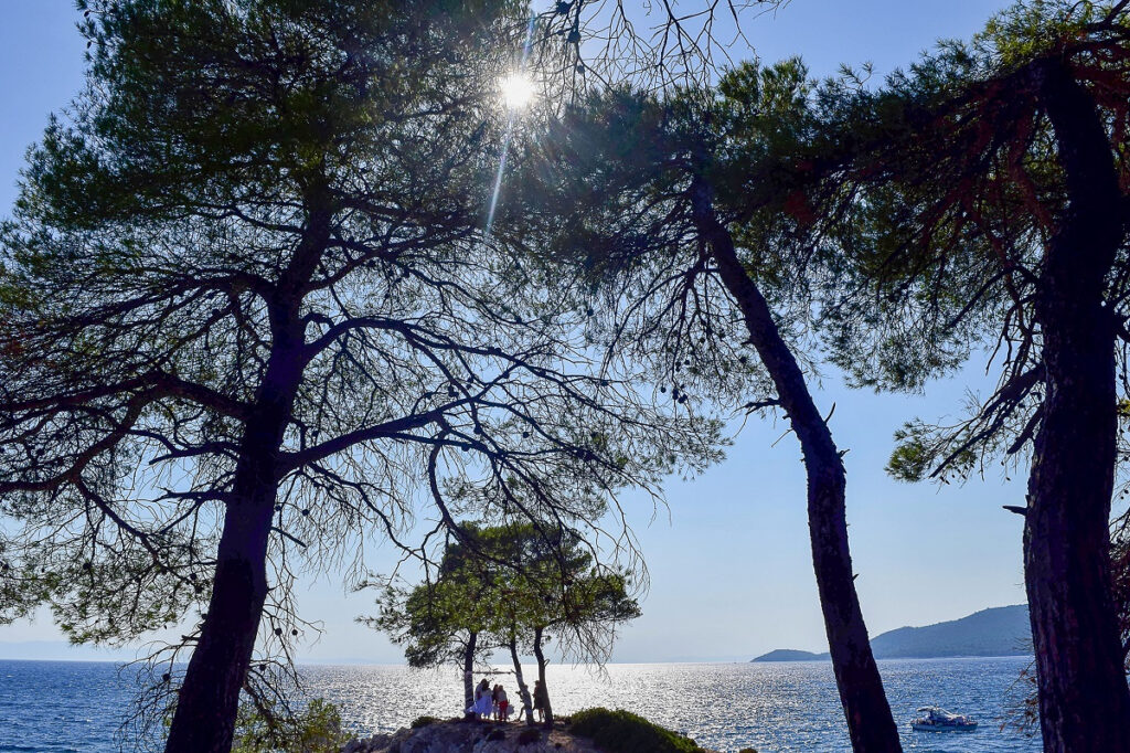 Η Figaro αποθεώνει το ελληνικό νησί χωρίς υπερβολές και υπερτουρισμό