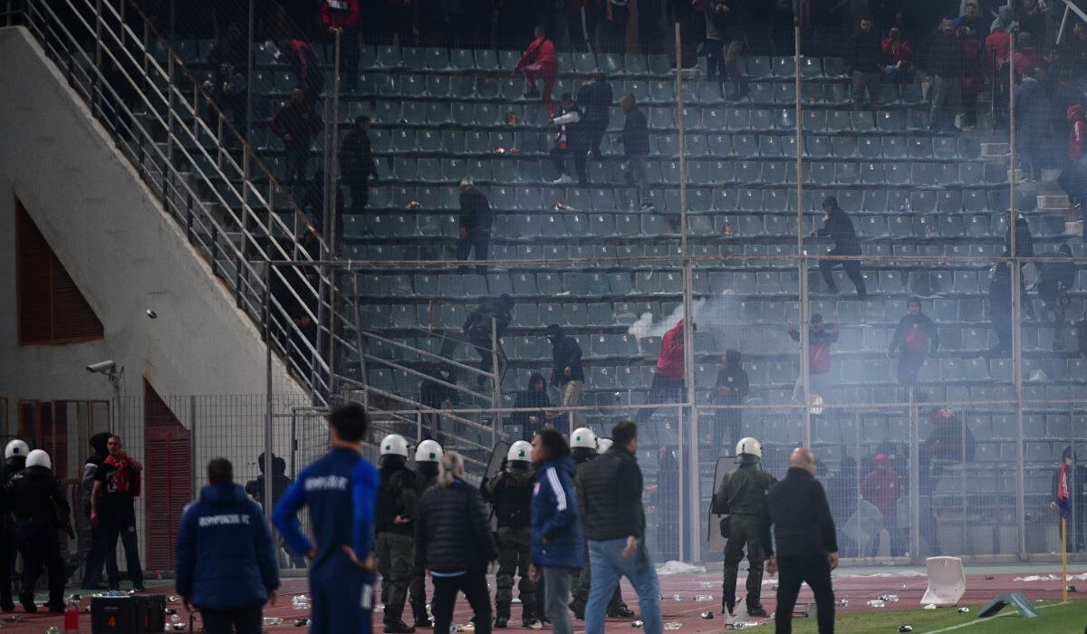 Τα δύο παιχνίδια που είχαν ανεβάσει την ένταση μεταξύ Αρχών και χούλιγκαν πριν την «έκρηξη» στου Ρέντη