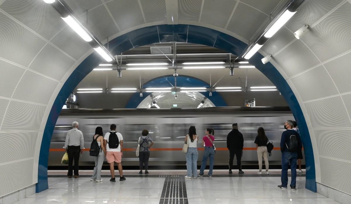 Ανατροπή με κλειστούς σταθμούς του Μετρό για το Πολυτεχνείο: Τι ώρα κλείνουν