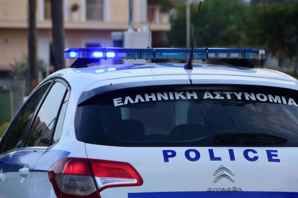 «Βεντέτα» Ρομά στην Κόρινθο: Βγήκαν τα όπλα – Επεισόδια με πυροβολισμούς και τραυματία