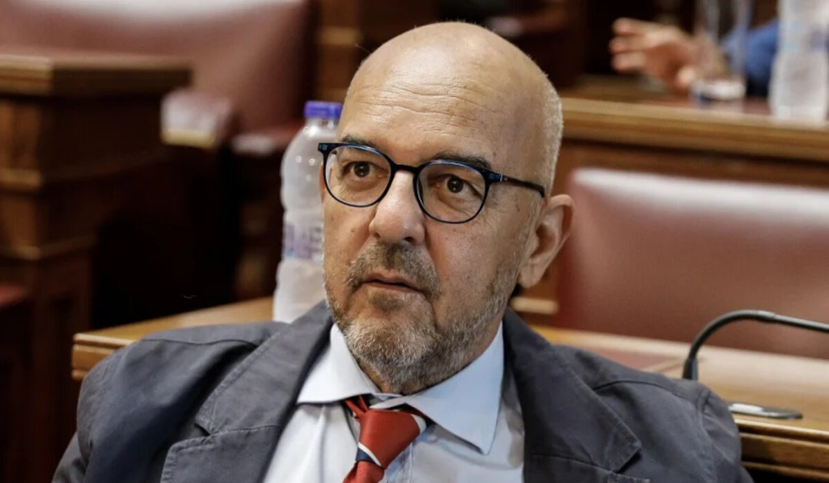 Μπάμπης Παπαδημητρίου: Αλλάζει κάτι το παιχνίδι με οικονομικά στοιχεία;
