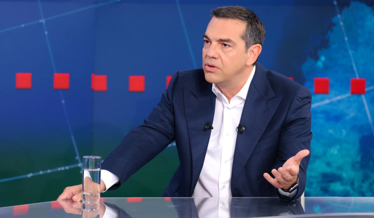 Τσίπρας: Κρυφή ατζέντα της ΝΔ στην Υγεία – Εγώ έδιωξα τον Κατρούγκαλο, ο Μητσοτάκης κρατάει τον Πνευματικό