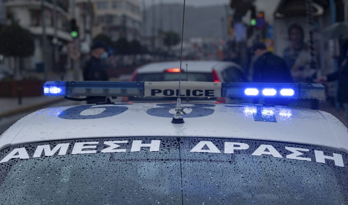 Φρίκη στην Κηφισιά: Baby sitter φωτογράφιζε γυμνά τα παιδιά οικογένειας