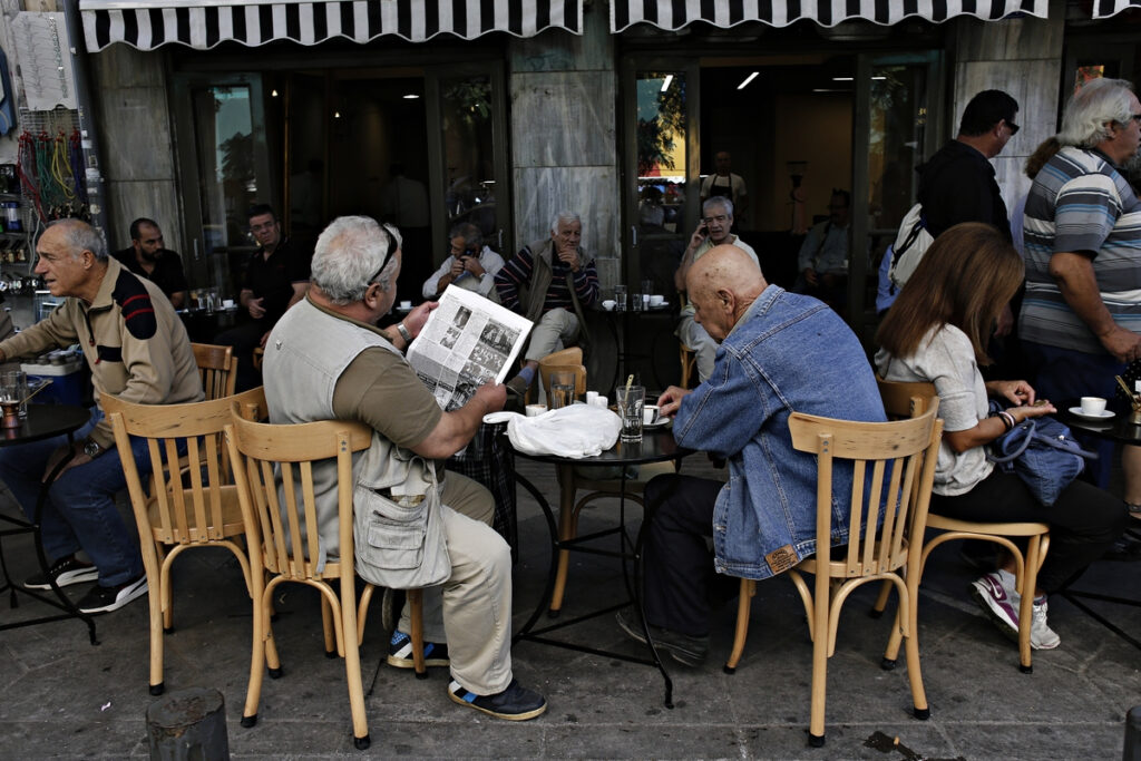 Πού εντοπίστηκαν τα 15.869 κρούσματα σήμερα: 9.200 στην Αττική – Όλες οι περιοχές