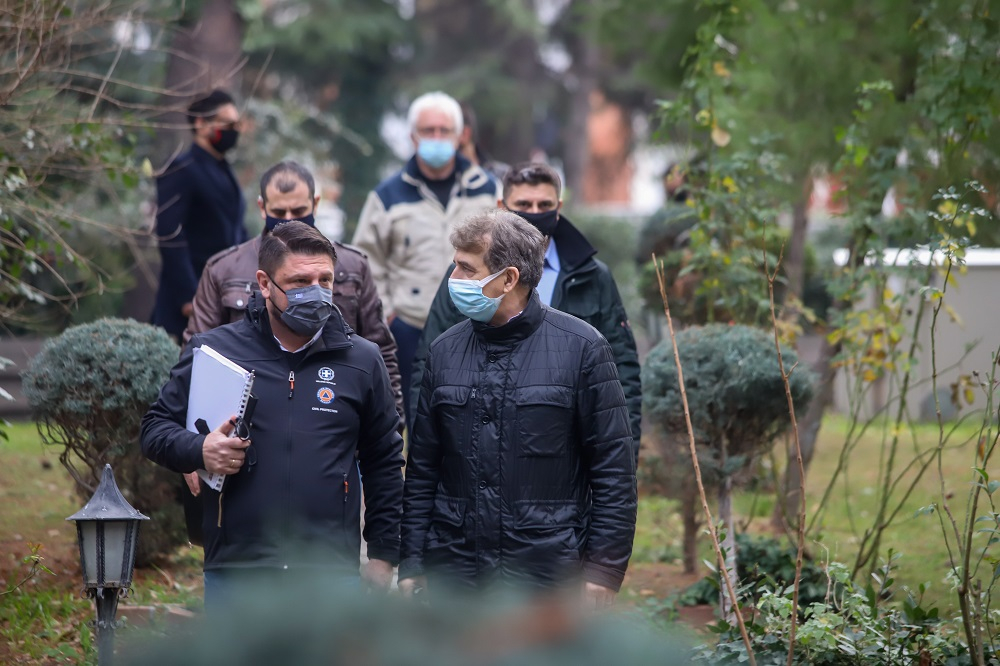 Θεσσαλονίκη: Σύσκεψη με Χαρδαλιά – Χρυσοχοΐδη με φόντο νέα μέτρα