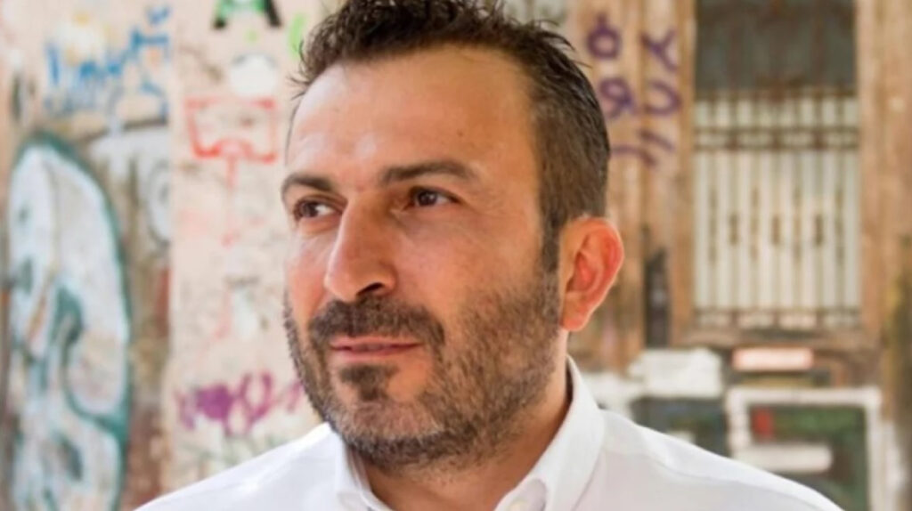 Στέφανος Παραστατίδης: Το λούστρο