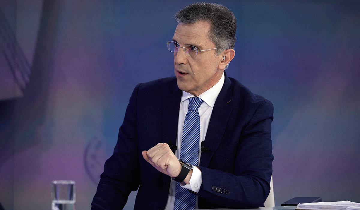 Αν δεν έχεις… θεσμό να σε φυλάει, δεν γλυτώνεις…