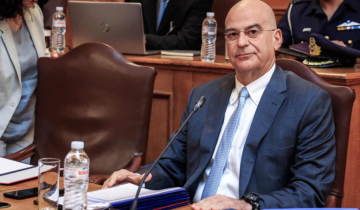 Σε άλλο μήκος κύματος ο Δένδιας από Μαξίμου για Τουρκία: «Μην έρθει η κακιά η ώρα»