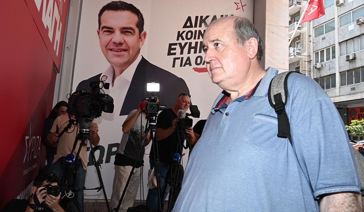 Φίλης κατά Κασσελάκη: Δεν έχουμε ανάγκη από «Μεσσίες» και πολιτικούς του Instagram – Δεν ξέρει ποιος είναι ο ΣΥΡΙΖΑ