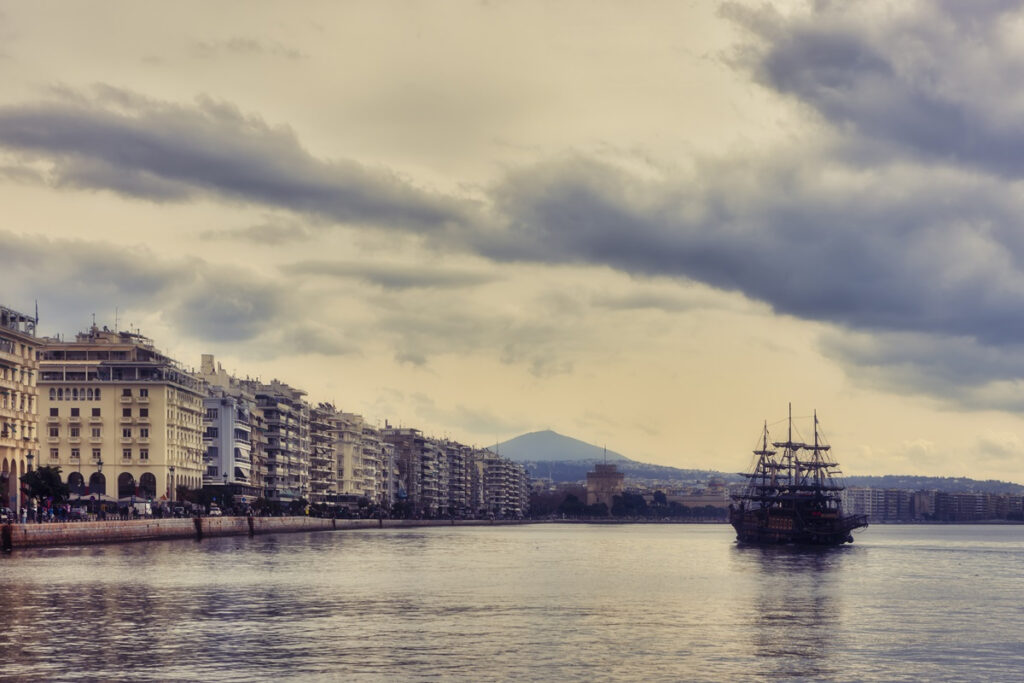 Θεσσαλονίκη: Οι διαρρήκτες αποζημίωσαν τα θύματα και αφέθηκαν ελεύθεροι