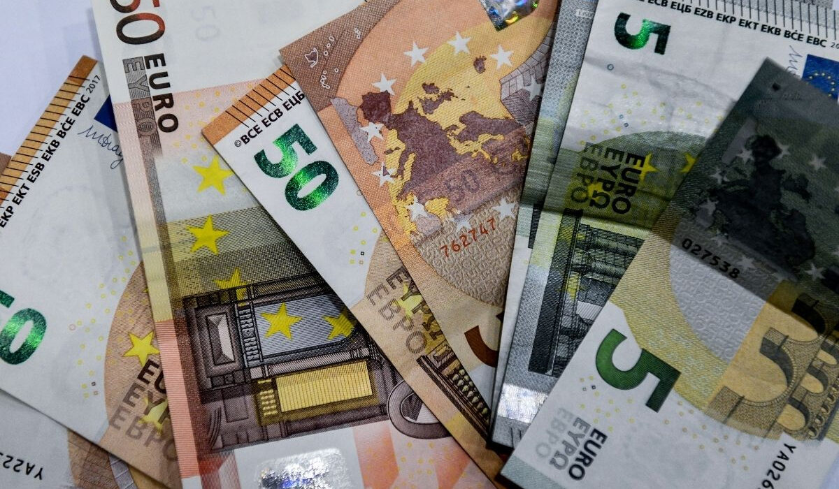Πληρώνουν ΕΦΚΑ και ΔΥΠΑ έως 29 Μαρτίου – Όλα τα επιδόματα
